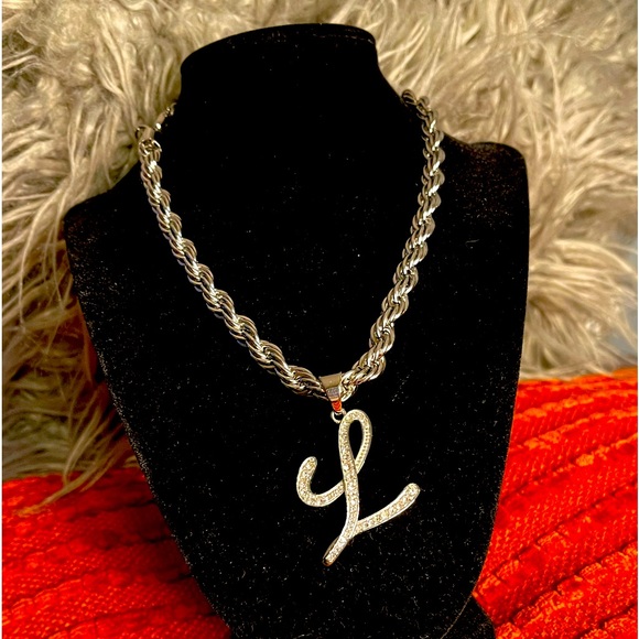 FASHION JEWELRY WOMEN THICK STAINLESS STEEL CHAIN  LETTER L AS A MEDAL ZIRCONIA - Picture 5 of 12